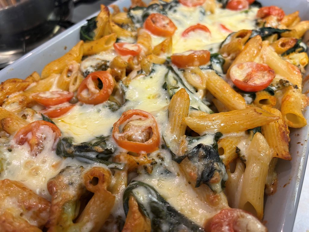 pesto chicken pasta baked in the oven