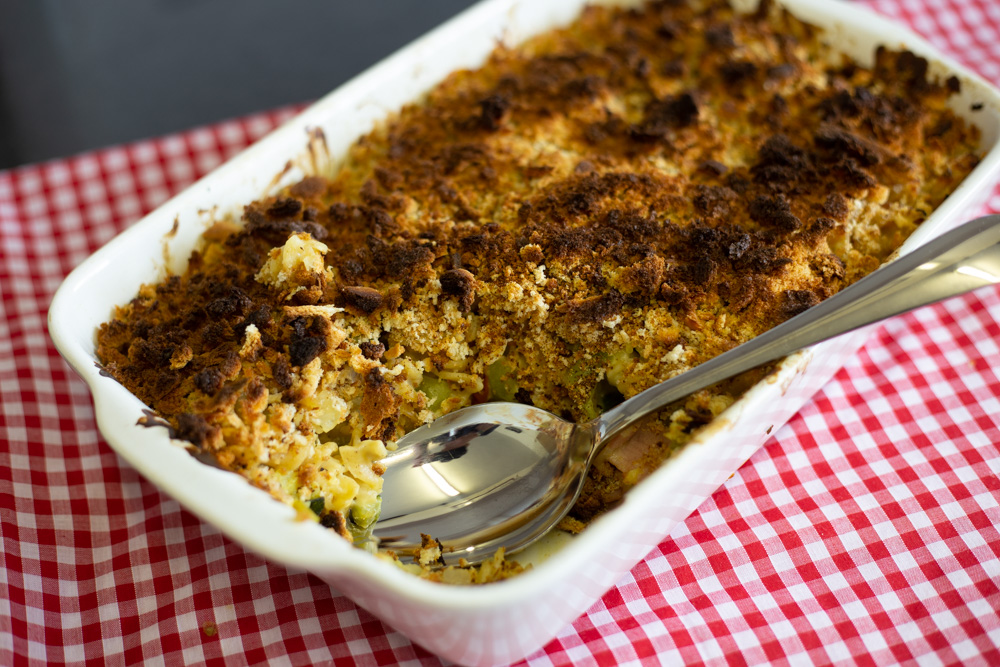 Crispy pasta bake